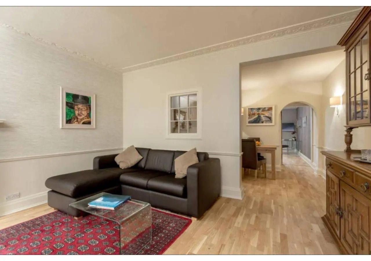 Joivy Boutique Apt With Patio In New Town Edinburgh 0*,
