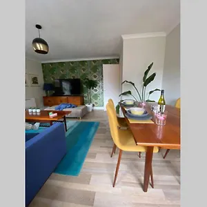 The Maltings, Luxury, Contemporary Flat Edinburgh