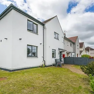 Dreghorn House 4 Bedrooms 3 Toilets 3 Reception Free Parking 233 Mbp Wifi Edinburgh